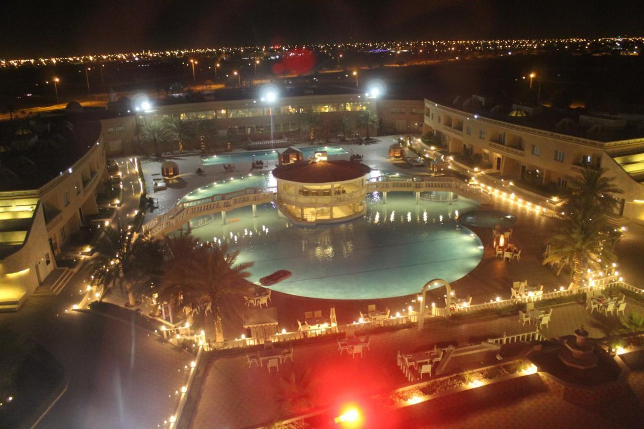 Al Salam Grand Hotel & Resort Al Buraimi Exterior foto