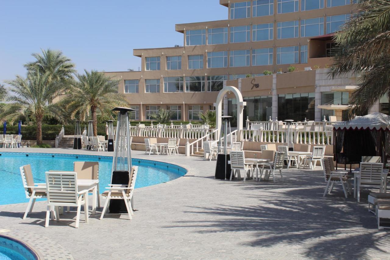 Al Salam Grand Hotel & Resort Al Buraimi Exterior foto