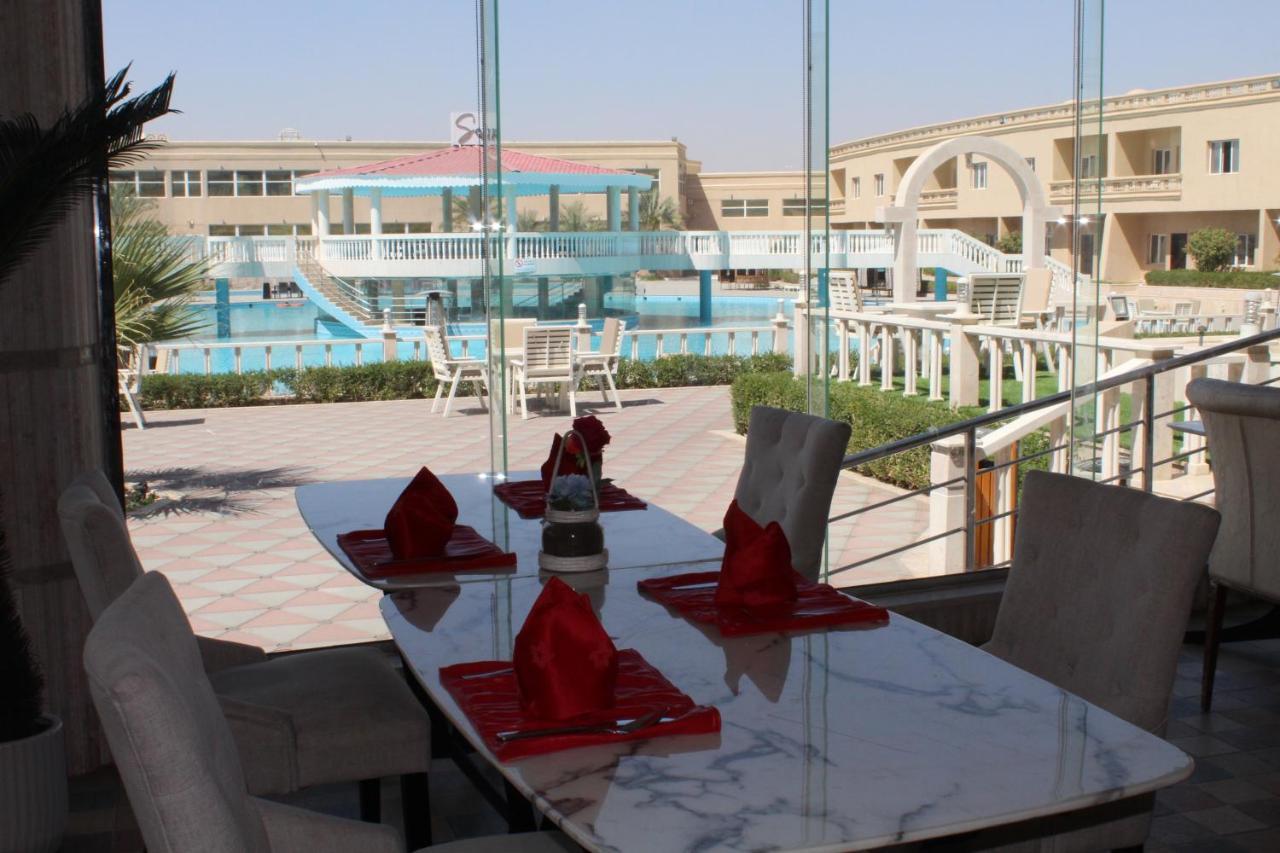 Al Salam Grand Hotel & Resort Al Buraimi Exterior foto